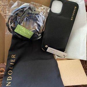 Bandolier Emma iPhone 11 Black/Gold Pebble Leather